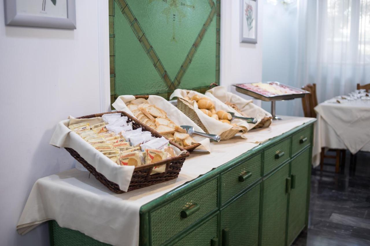 Hotel Astor Victoria Forte dei Marmi Ngoại thất bức ảnh