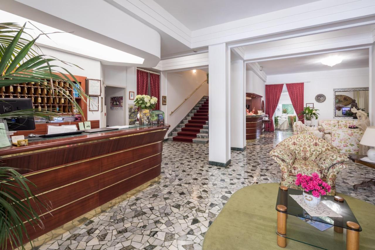 Hotel Astor Victoria Forte dei Marmi Ngoại thất bức ảnh