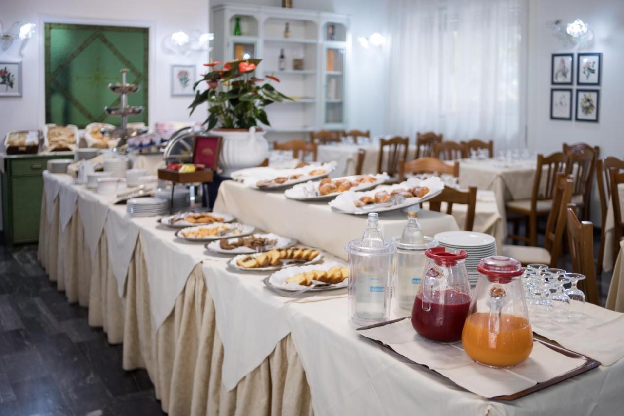 Hotel Astor Victoria Forte dei Marmi Ngoại thất bức ảnh